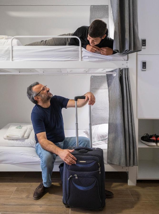 Passal Hostel ポンタ・デルガダ エクステリア 写真